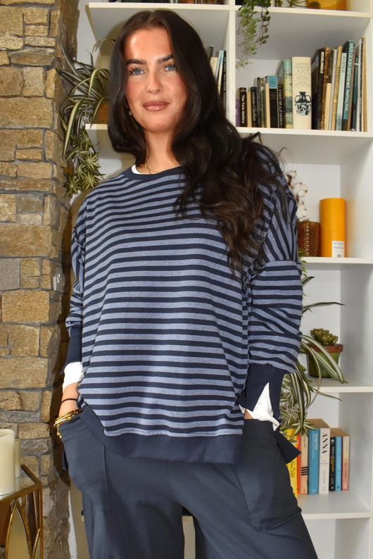 Sunday Morning Chill Sweatshirt Navy & Denim